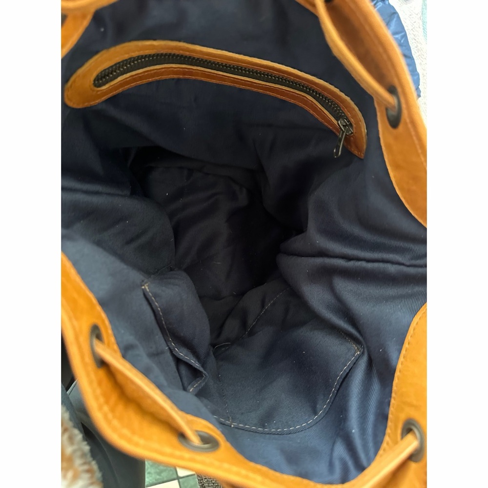 Hasta La Vista Hyde Fringe Bucket Bag - Picture 5 of 5